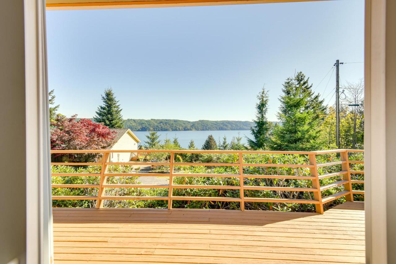 Hoodsport Vacation Rental With Deck And Canal Views! Exterior photo